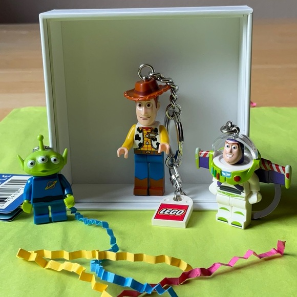 🤠 LEGO TOY STORY KEYCHAINS 🤠 NWT 🤠NWOT 🤠 - Picture 15 of 16